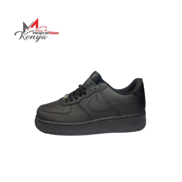 full black nike air force 1